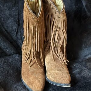 Kids Fringe Suede Boots - Tan